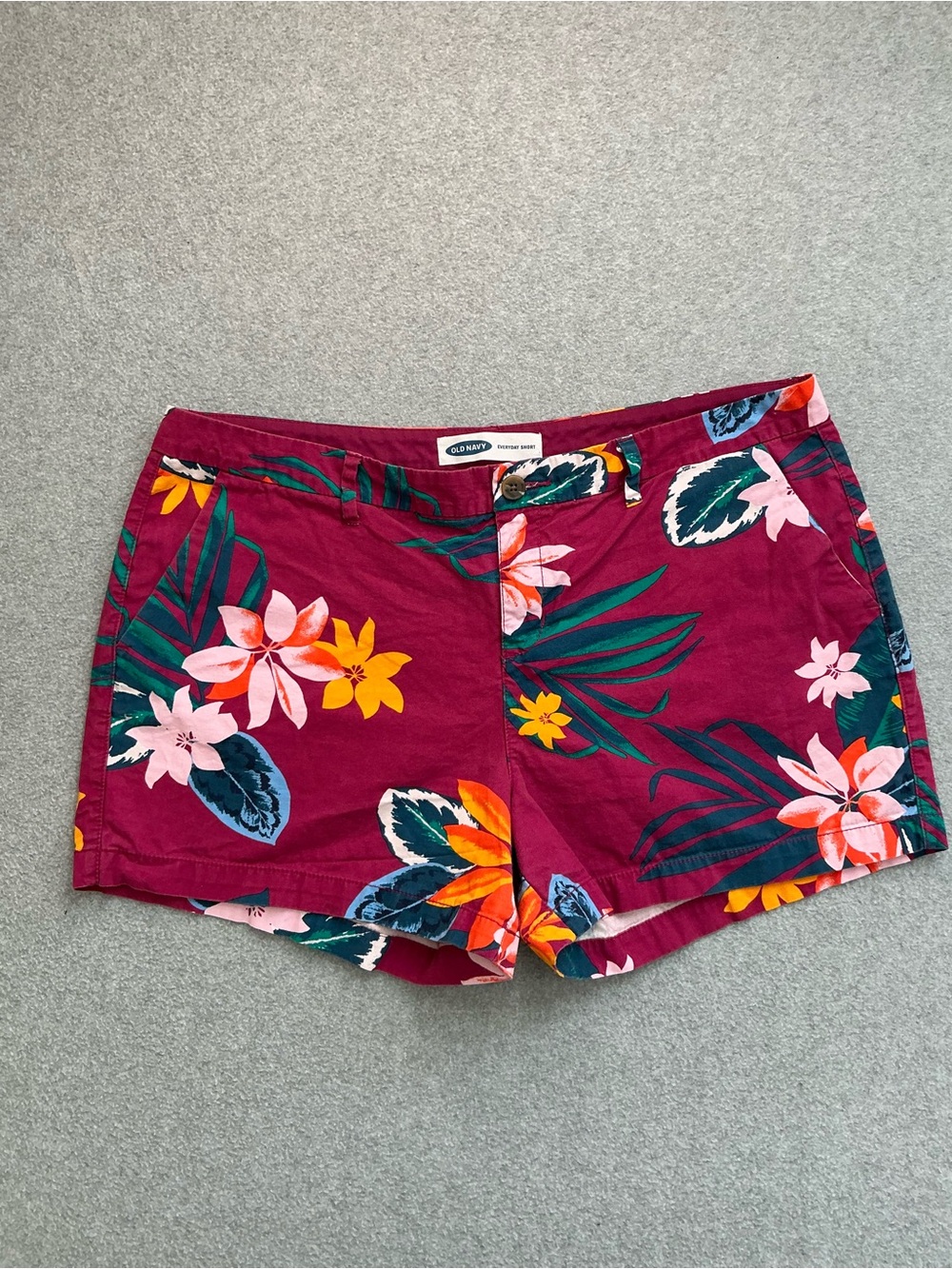 Old Navy Everyday Shorts Floral Tropical Hawaiian Print Burgundy Size 14 Summer